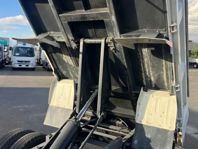 日野 デュトロ 2RG-XZU600T(2WD)の写真13