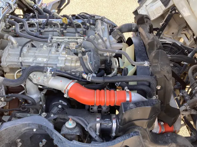 三菱 キャンター TKG-FBA60(2WD)の写真18