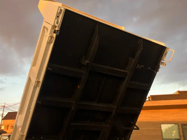 いすゞ エルフ 2RG-NKR88AT(2WD)の写真12