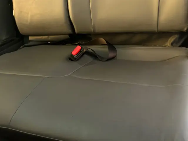 いすゞ エルフ 2RG-NKR88AT(2WD)の写真20