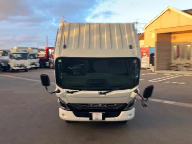 いすゞ エルフ 2RG-NKR88AT(2WD)の写真23