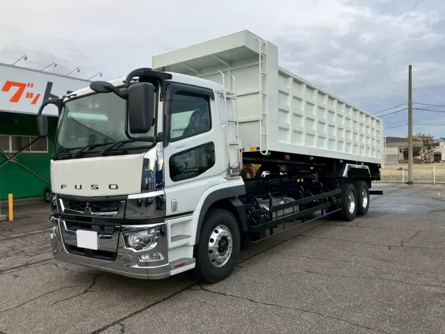 三菱 スーパーグレート 2PG-FV70HZ(6x4)の写真1