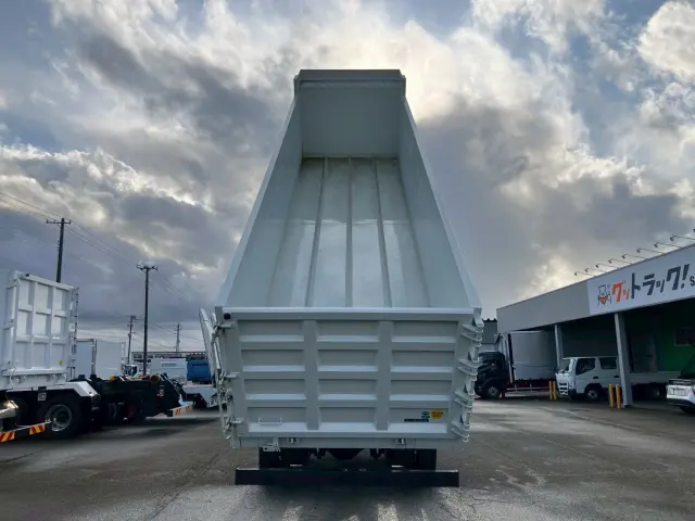 三菱 スーパーグレート 2PG-FV70HZ(6x4)の写真10