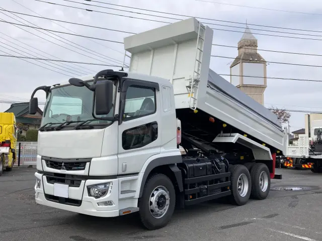 三菱 スーパーグレート 2KG-FV70HX(6x4)の写真1