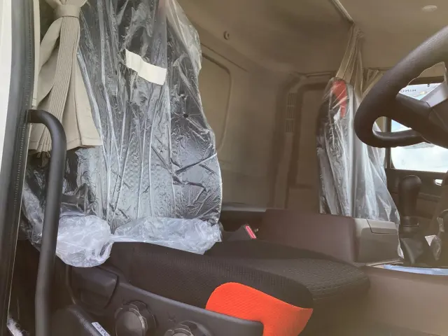 日野 プロフィア 2DG-FS1AGE(6x4)の写真19