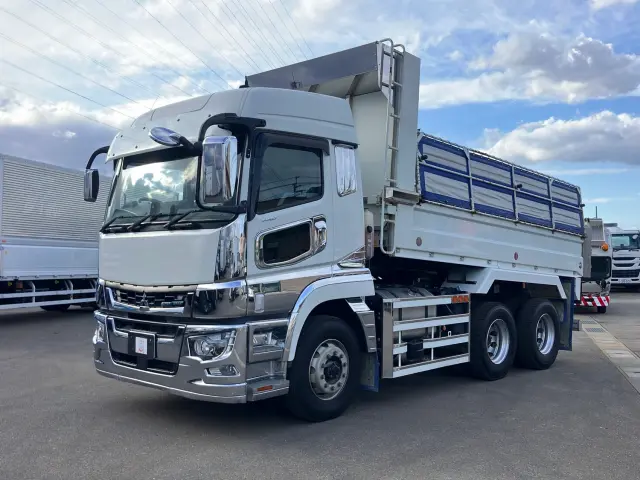 三菱 スーパーグレート 2KG-FV70HX(6x4)の写真1