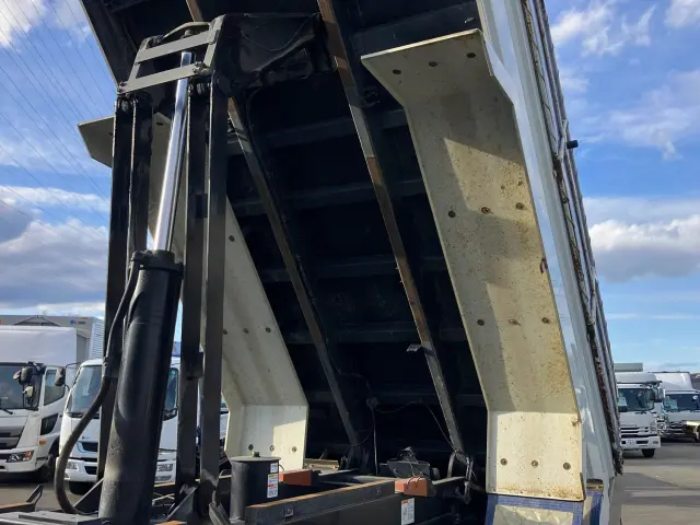 三菱 スーパーグレート 2KG-FV70HX(6x4)の写真13