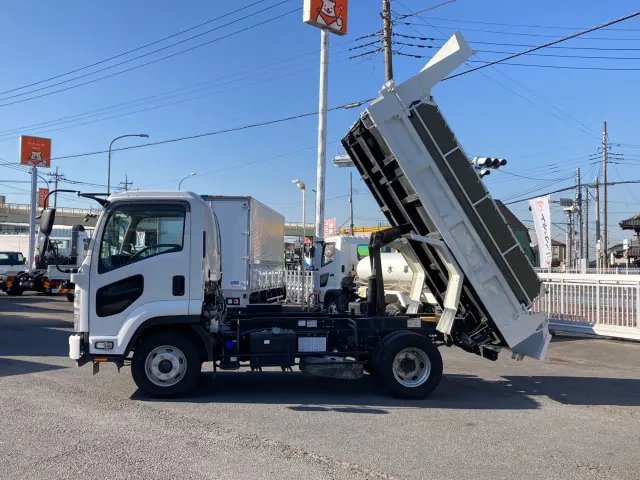 いすゞ フォワード 2RG-FRR90S1(2WD)の写真5