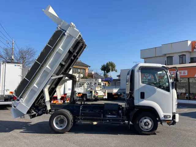 いすゞ フォワード 2RG-FRR90S1(2WD)の写真6