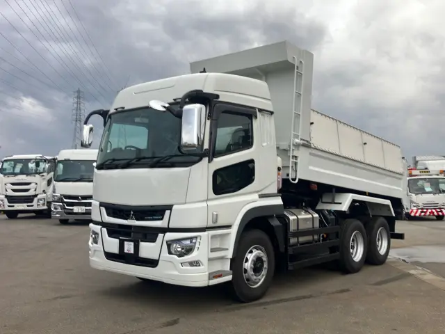 三菱 スーパーグレート 2KG-FV70HX(6x4)の写真1