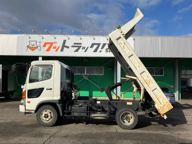 日野 レンジャー TKG-FC9JCAP(2WD)の写真5