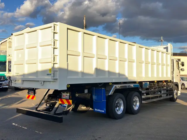 日野 プロフィア 2DG-FS1AHE(6x4)の写真3