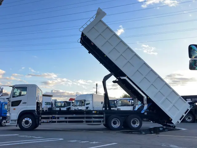 日野 プロフィア 2DG-FS1AHE(6x4)の写真5