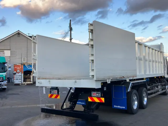 日野 プロフィア 2DG-FS1AHE(6x4)の写真15