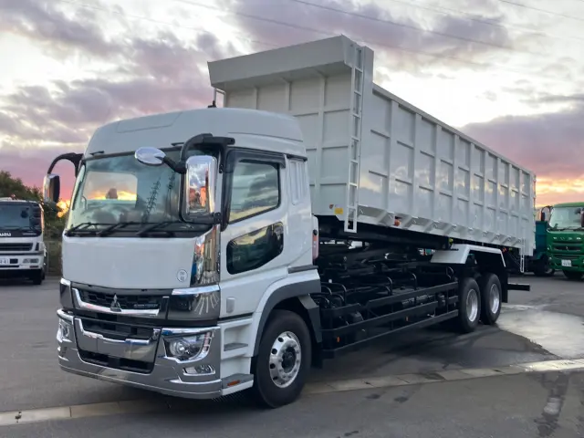 三菱 スーパーグレート 2KG-FV70HZ(6x4)の写真1