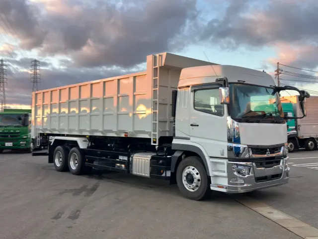 三菱 スーパーグレート 2KG-FV70HZ(6x4)の写真2