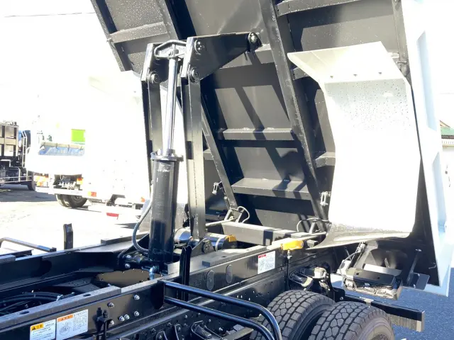 三菱 ファイター 2KG-FK72F(2WD)の写真13