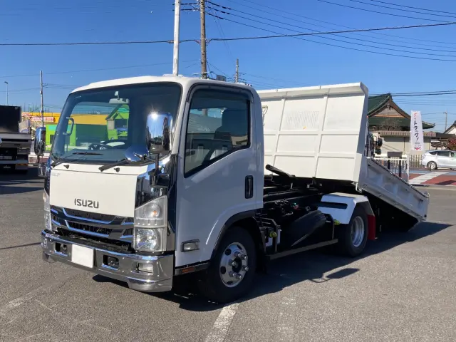 いすゞ エルフ SKG-NPR85YN(2WD)の写真1