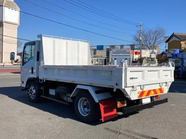 いすゞ エルフ SKG-NPR85YN(2WD)の写真4