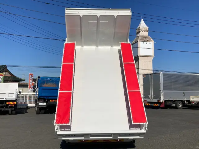 いすゞ エルフ SKG-NPR85YN(2WD)の写真10