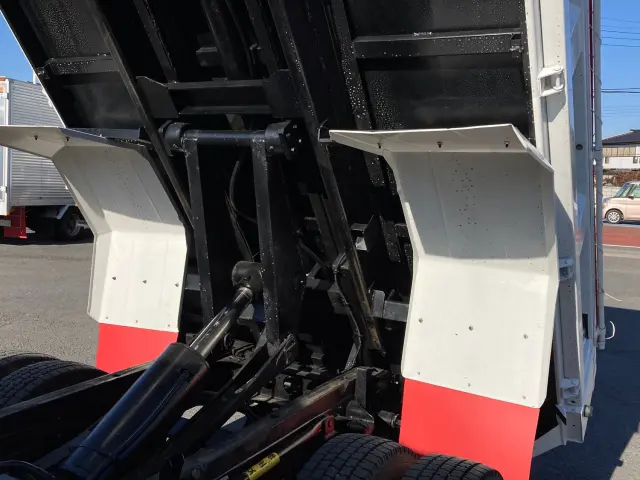 いすゞ エルフ SKG-NPR85YN(2WD)の写真13