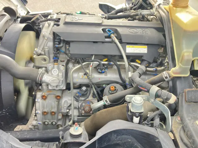 三菱 キャンター 2PG-FBA60(2WD)の写真17