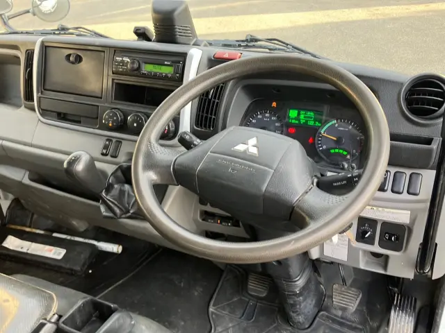 三菱 キャンター 2PG-FBA60(2WD)の写真21