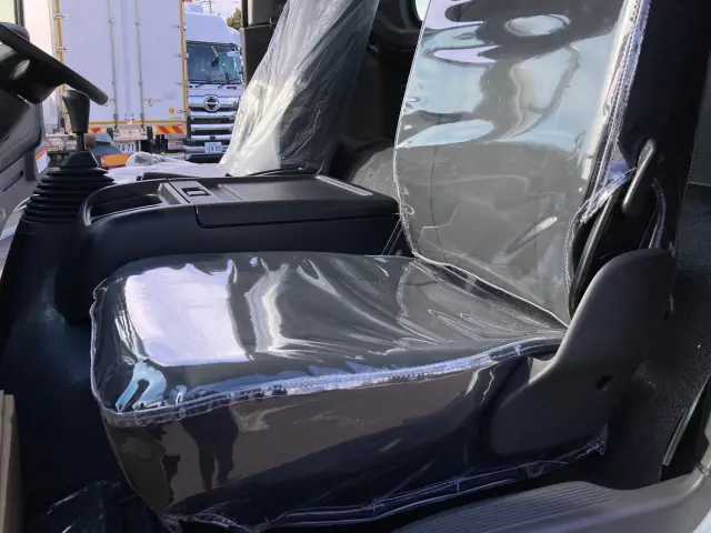 いすゞ フォワード 2PG-FRR90S3(2WD)の写真20