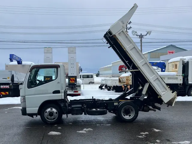 三菱 キャンター TKG-FBA30(2WD)の写真5