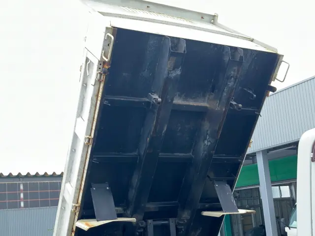 三菱 キャンター TKG-FBA30(2WD)の写真12