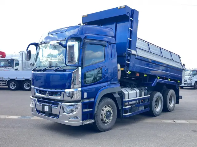 三菱 スーパーグレート 2PG-FV70HX(6x4)の写真1