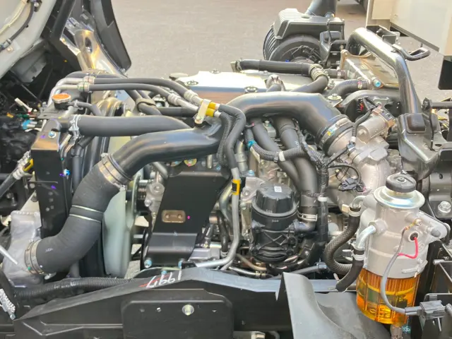 いすゞ フォワード 2PG-FRR90S3(2WD)の写真17