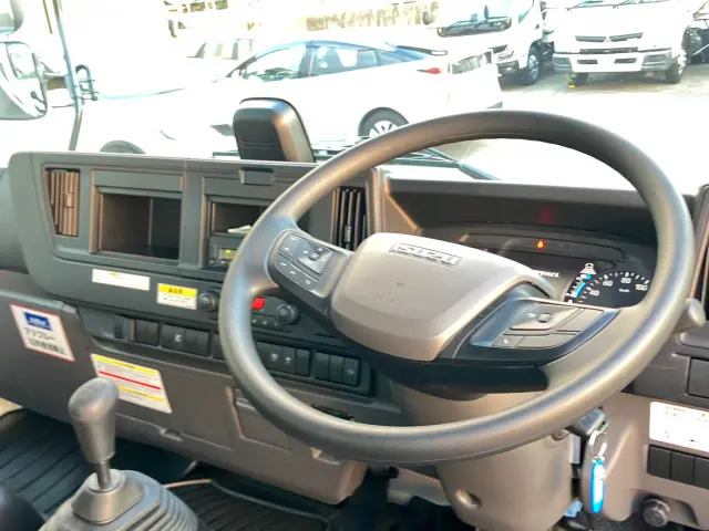 いすゞ フォワード 2PG-FRR90S3(2WD)の写真21