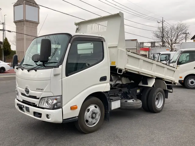 トヨタ ダイナ 2RG-XZU600D(2WD)の写真1