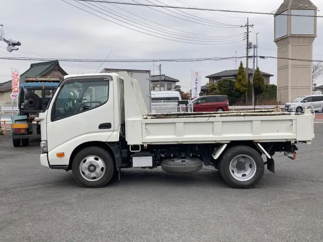 トヨタ ダイナ 2RG-XZU600D(2WD)の写真7