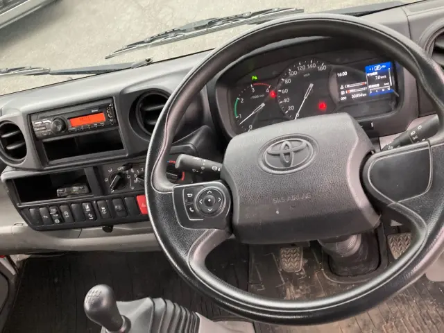 トヨタ ダイナ 2RG-XZU600D(2WD)の写真21