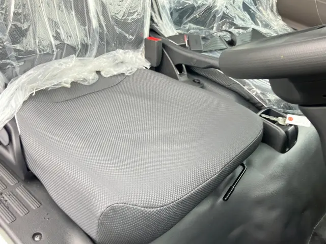 三菱 キャンター 2RG-FBA60(2WD)の写真22
