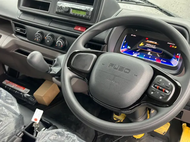 三菱 キャンター 2RG-FBA60(2WD)の写真24