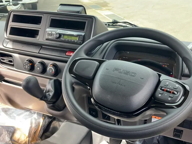 三菱 キャンター 2RG-FBA60(2WD)の写真21