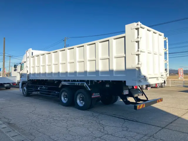 日野 プロフィア 2DG-FS1AHE(6x4)の写真4