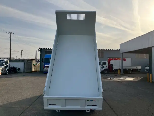 三菱 キャンター 2RG-FBA60(2WD)の写真10