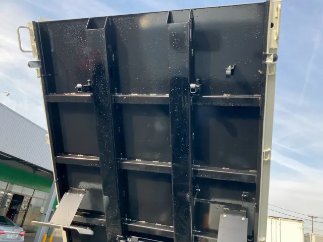 三菱 キャンター 2RG-FBA60(2WD)の写真12