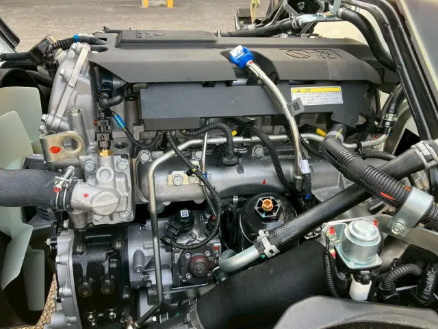 三菱 キャンター 2RG-FBA60(2WD)の写真17