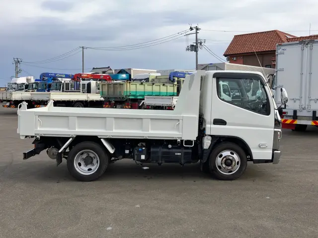 三菱 キャンター 2RG-FBA60(2WD)の写真8