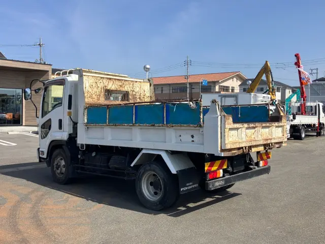 いすゞ フォワード TKG-FRR90S1(2WD)の写真4