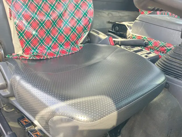 いすゞ フォワード TKG-FRR90S1(2WD)の写真19