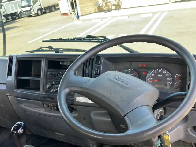 いすゞ フォワード TKG-FRR90S1(2WD)の写真21