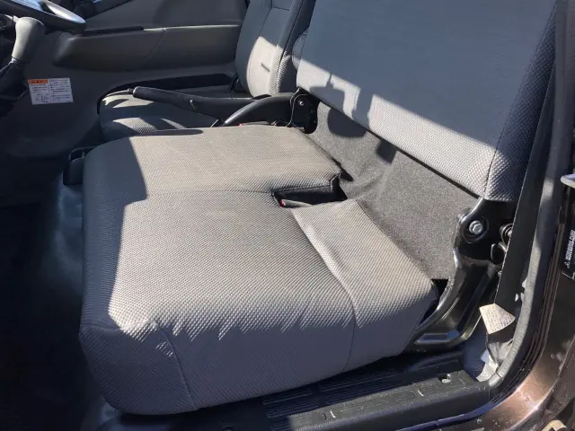 三菱 キャンター 2RG-FBA60(2WD)の写真20