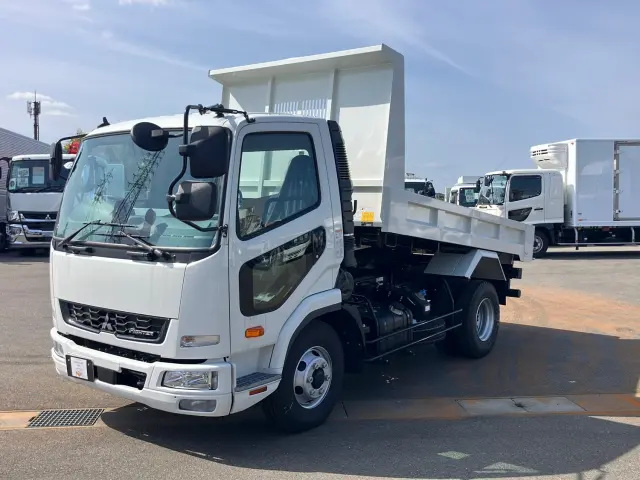 三菱 ファイター 2KG-FK72F(2WD)の写真1