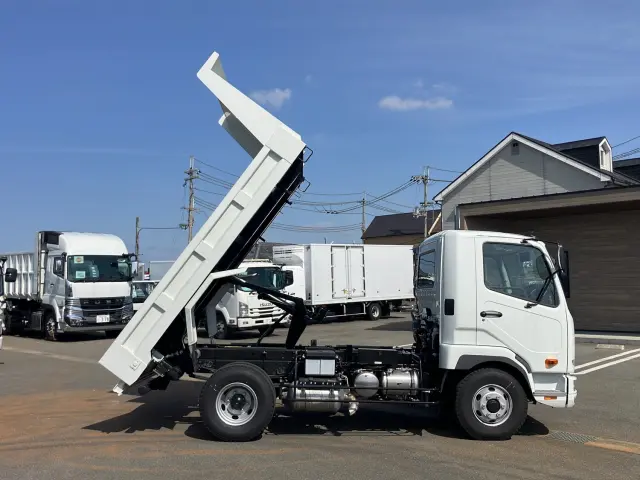 三菱 ファイター 2KG-FK72F(2WD)の写真6